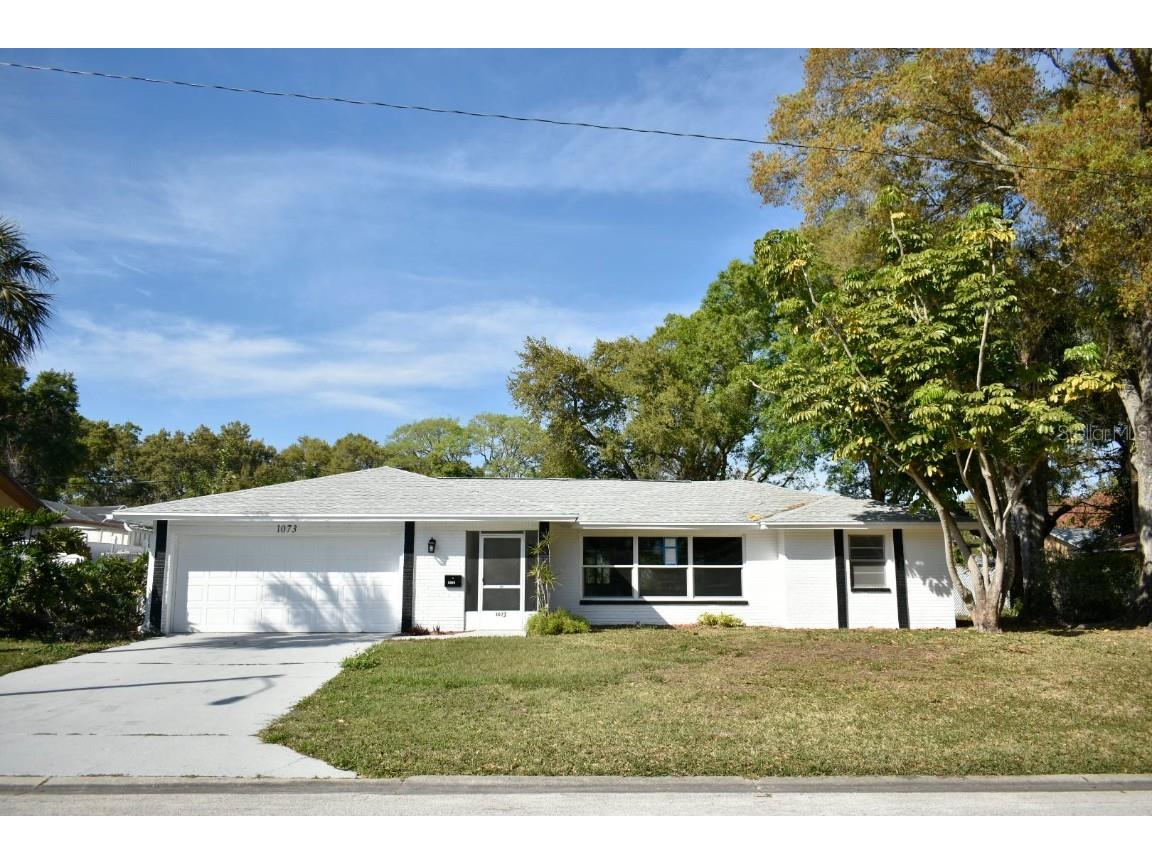 1073 56th Avenue S Saint Petersburg FL 33705 U8192631 image1