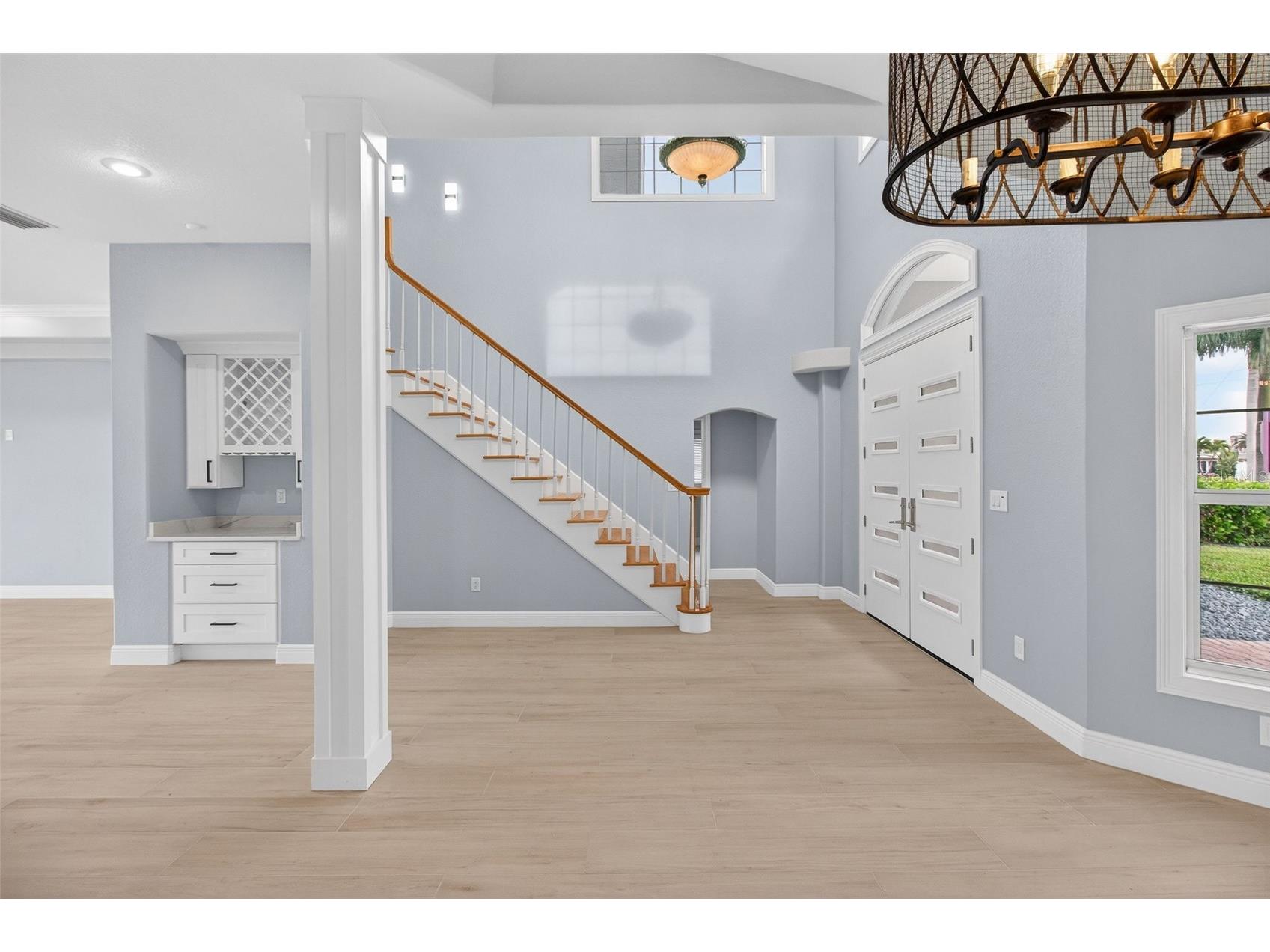 1073 79th Street S Saint Petersburg FL 33707 TB8462975 image10