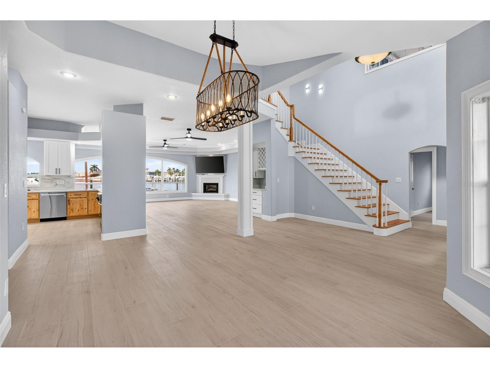 1073 79th Street S Saint Petersburg FL 33707 TB8462975 image11