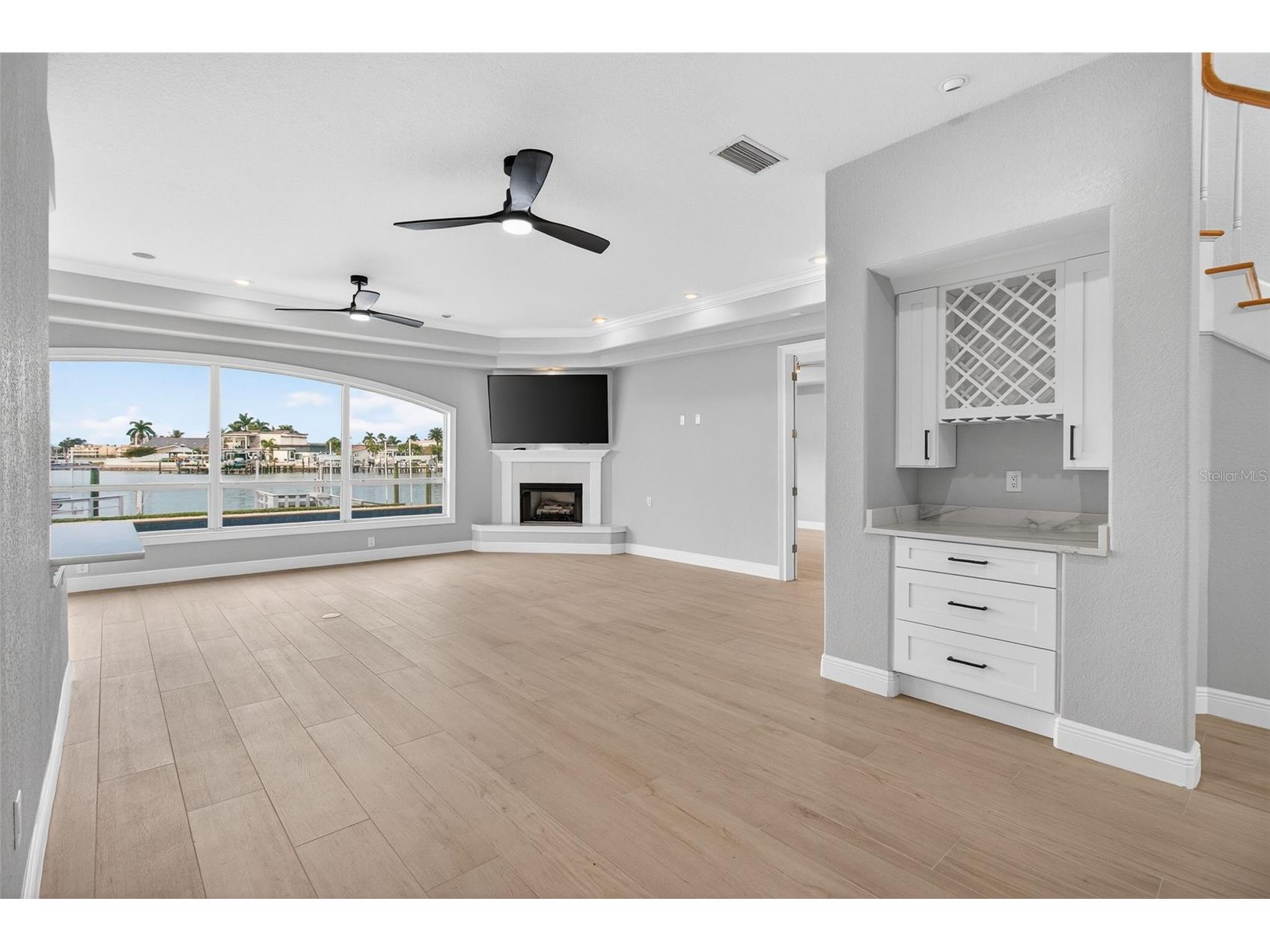 1073 79th Street S Saint Petersburg FL 33707 TB8462975 image19
