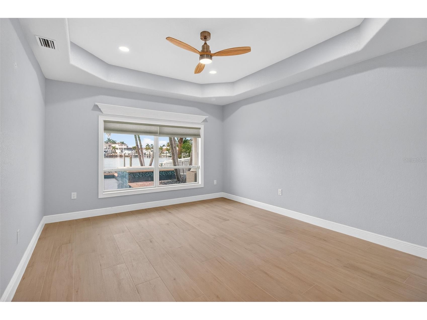 1073 79th Street S Saint Petersburg FL 33707 TB8462975 image28