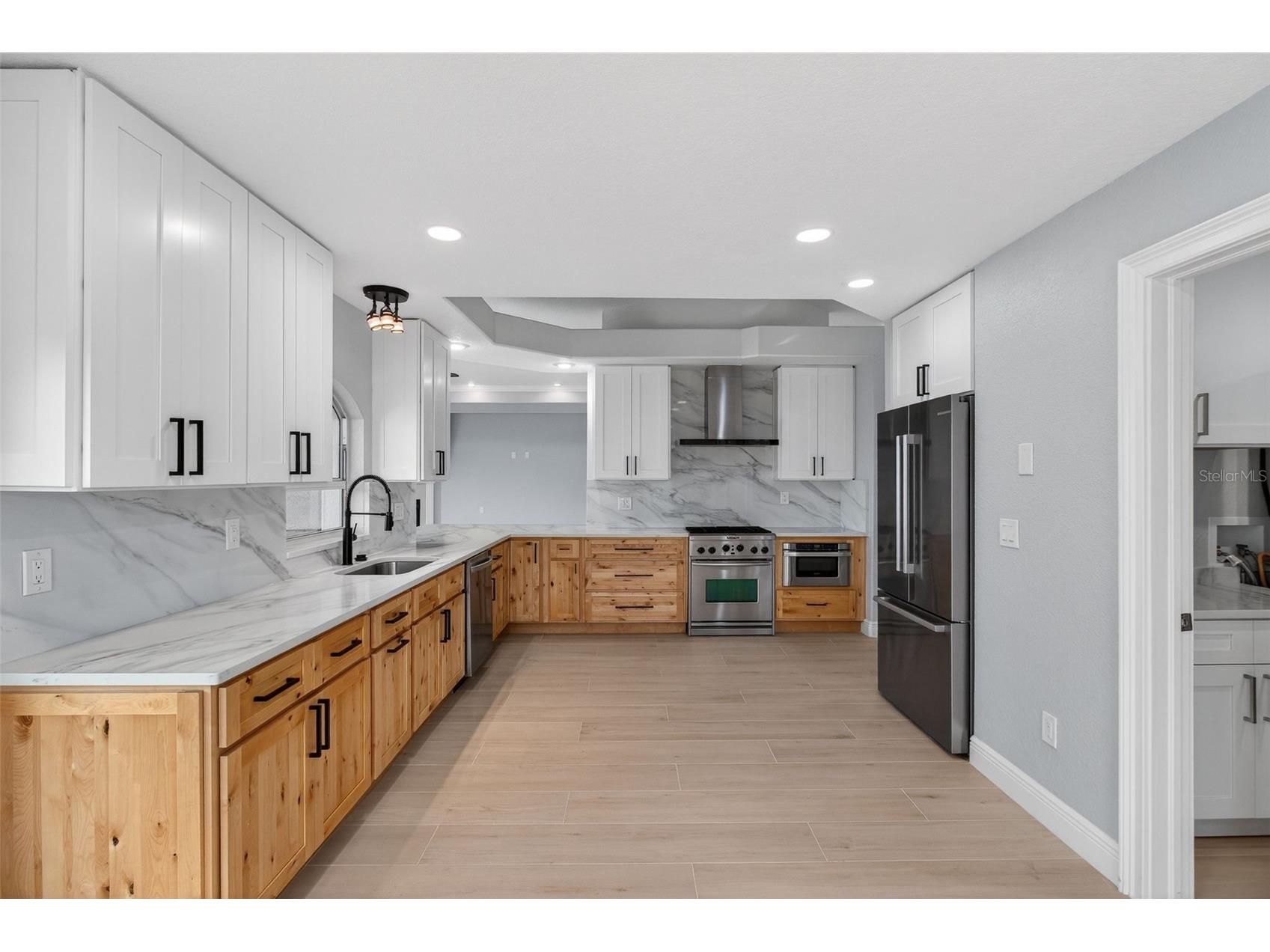 1073 79th Street S Saint Petersburg FL 33707 TB8462975 image32