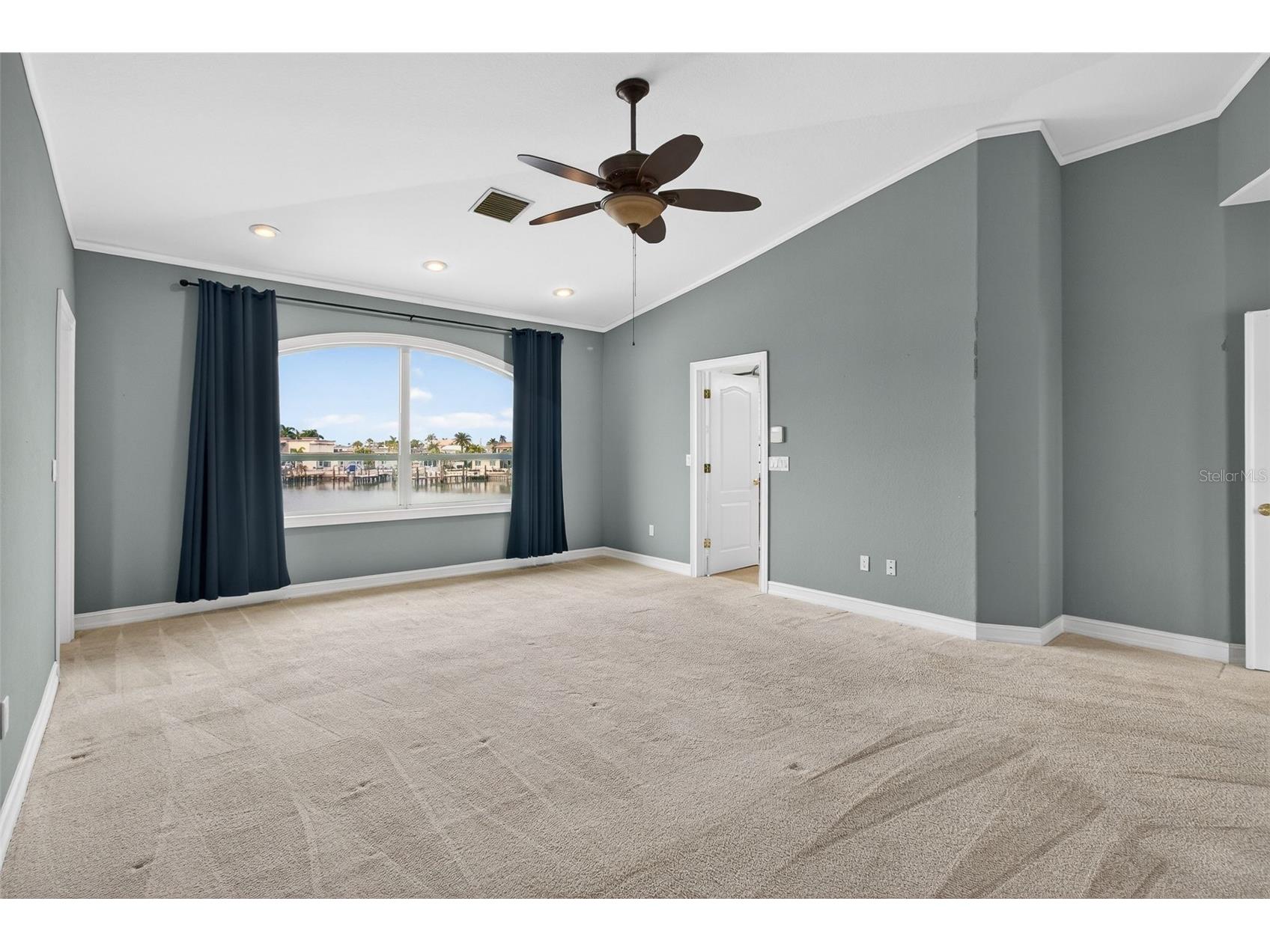 1073 79th Street S Saint Petersburg FL 33707 TB8462975 image43