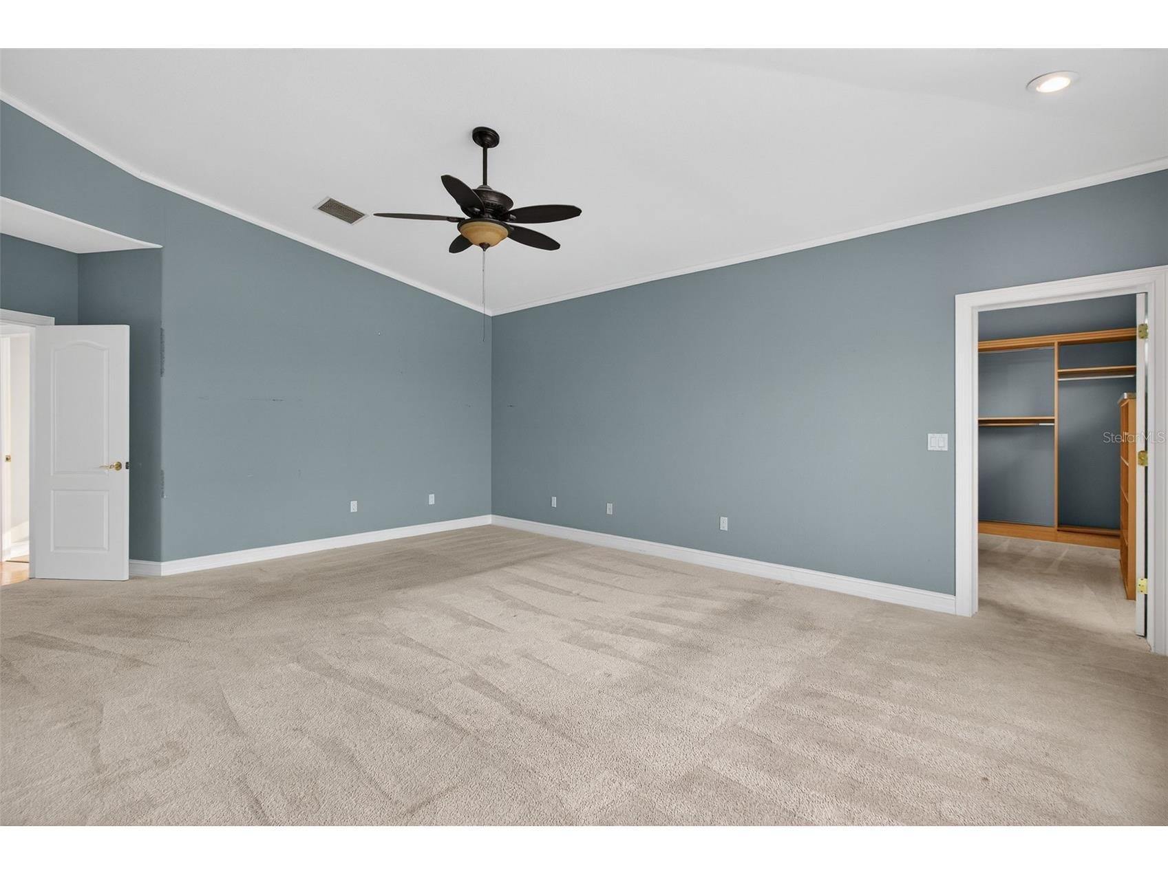 1073 79th Street S Saint Petersburg FL 33707 TB8462975 image45