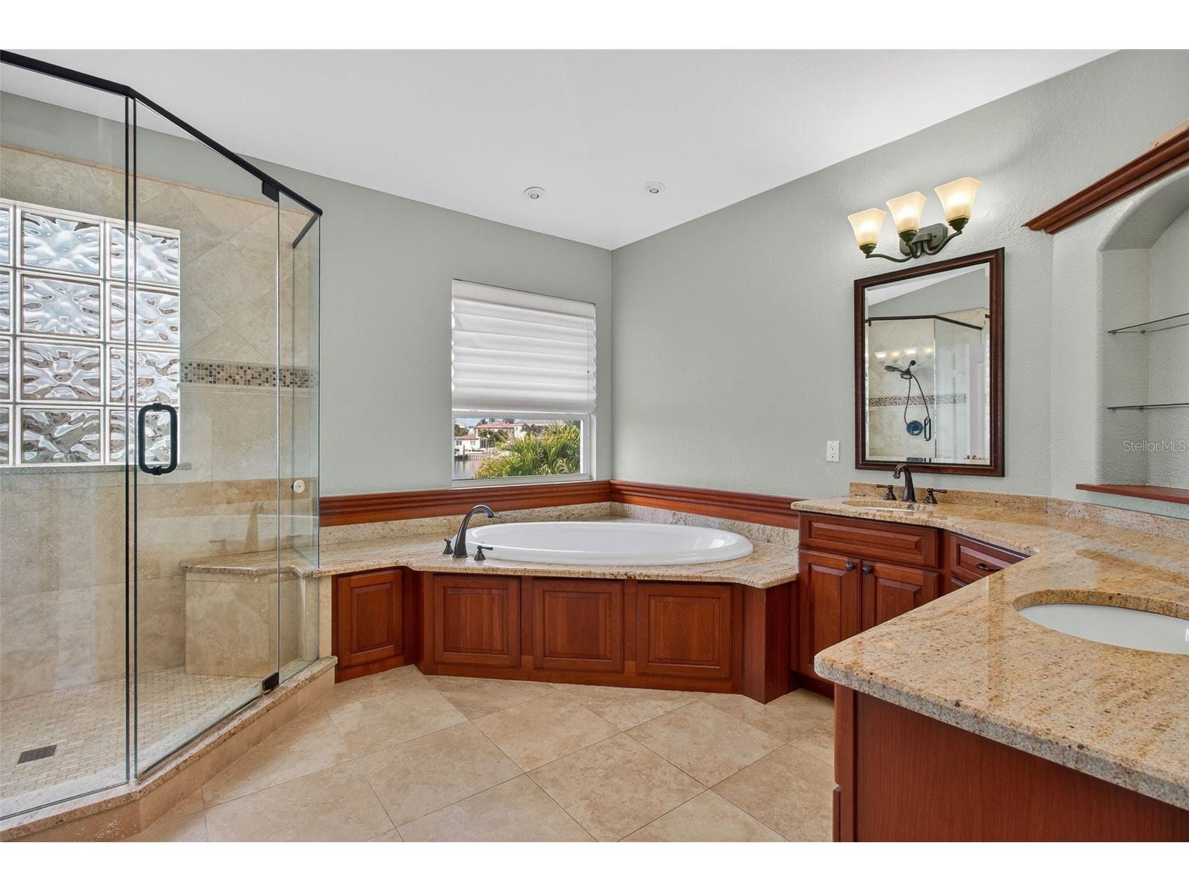 1073 79th Street S Saint Petersburg FL 33707 TB8462975 image49