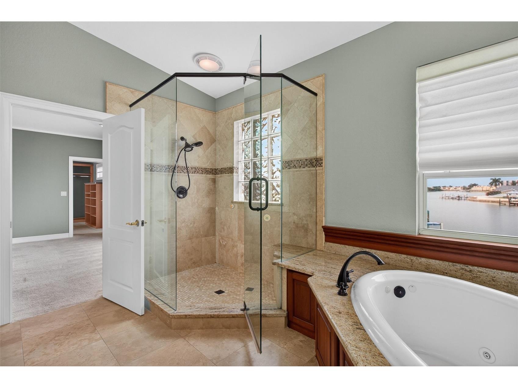 1073 79th Street S Saint Petersburg FL 33707 TB8462975 image50