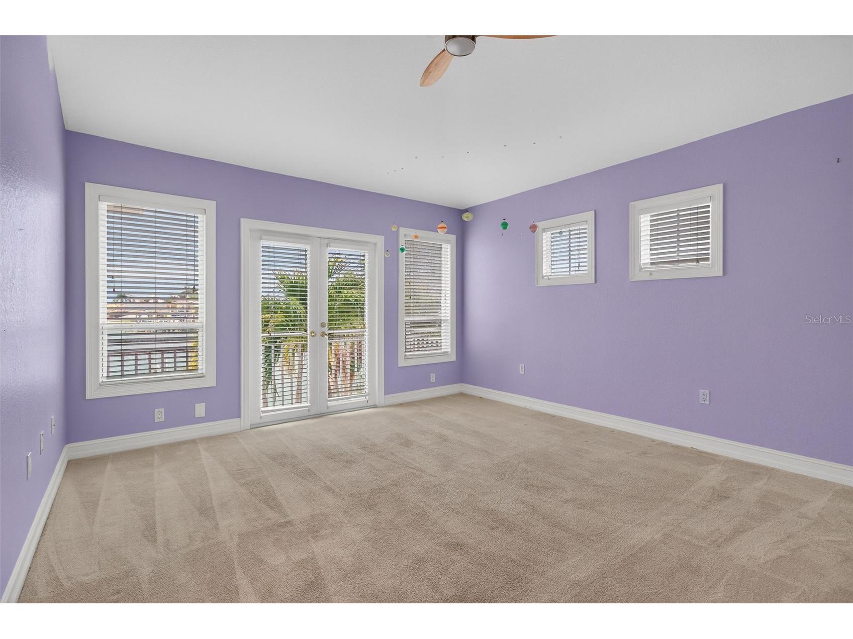1073 79th Street S Saint Petersburg FL 33707 TB8462975 image53