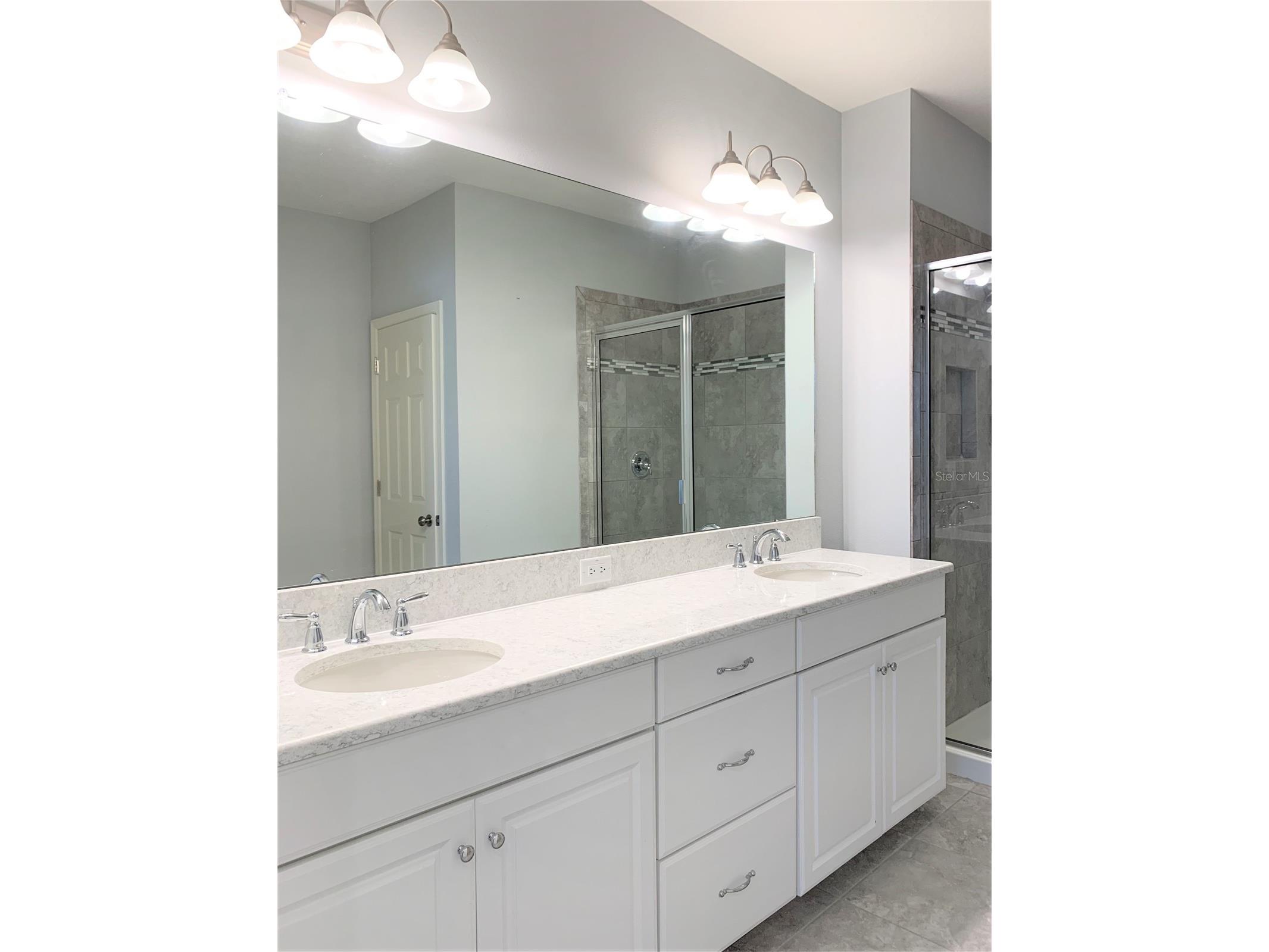 1073 Amber Leaf Trail Wesley Chapel FL 33544 TB8481296 image15