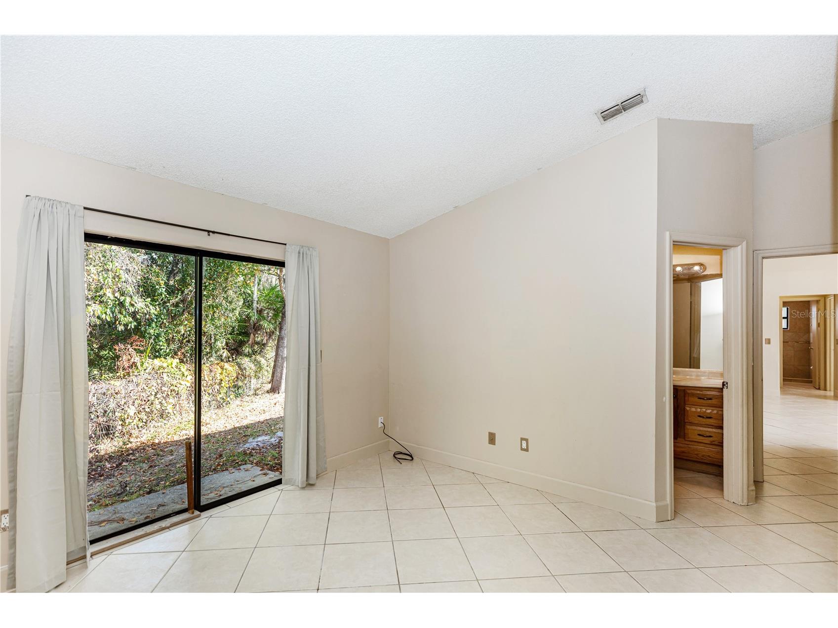 1073 Humphrey Boulevard Deltona FL 32738 O6381335 image9