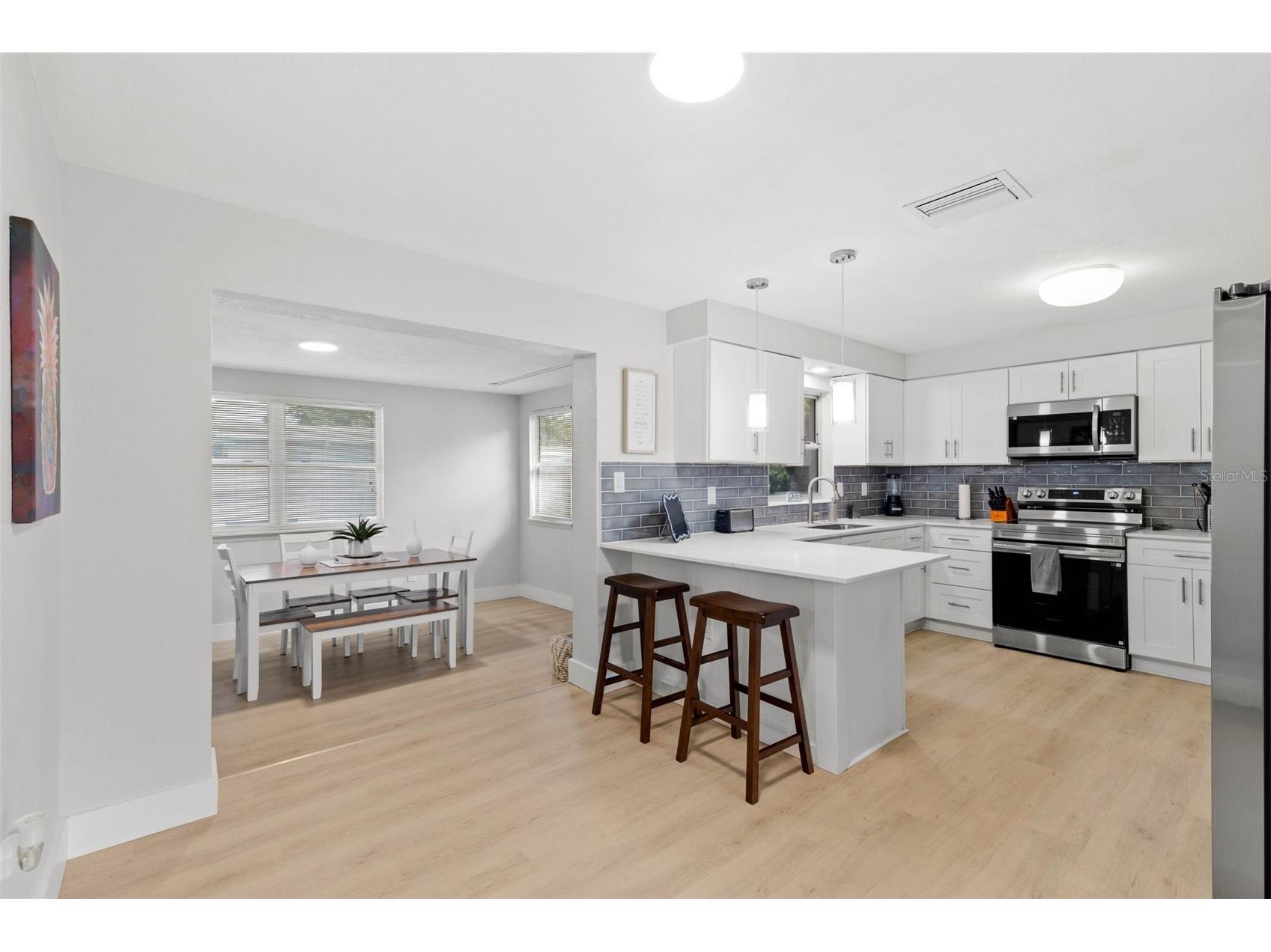 1073 Kenwood Drive Dunedin FL 34698 O6349559 image6