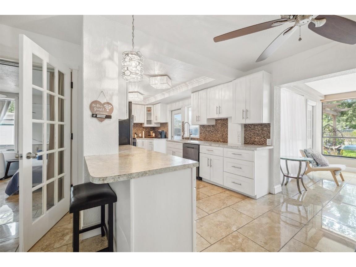 10730 52nd Avenue N Saint Petersburg FL 33708 TB8396592 image13