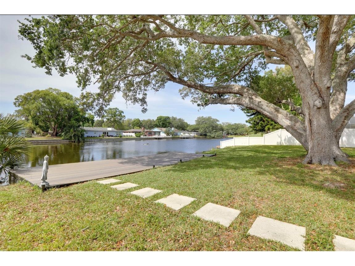 10730 52nd Avenue N Saint Petersburg FL 33708 TB8396592 image2