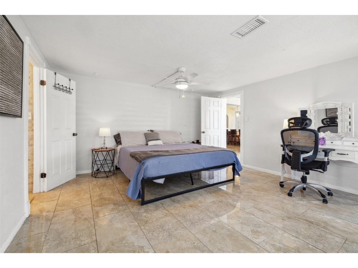 10730 52nd Avenue N Saint Petersburg FL 33708 TB8396592 image21