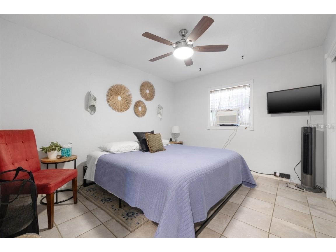 10730 52nd Avenue N Saint Petersburg FL 33708 TB8396592 image26