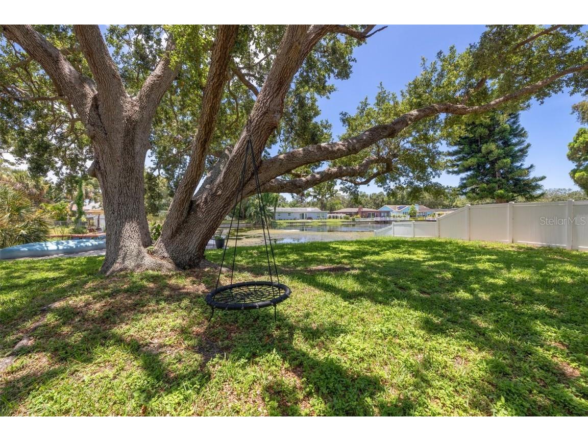 10730 52nd Avenue N Saint Petersburg FL 33708 TB8396592 image32