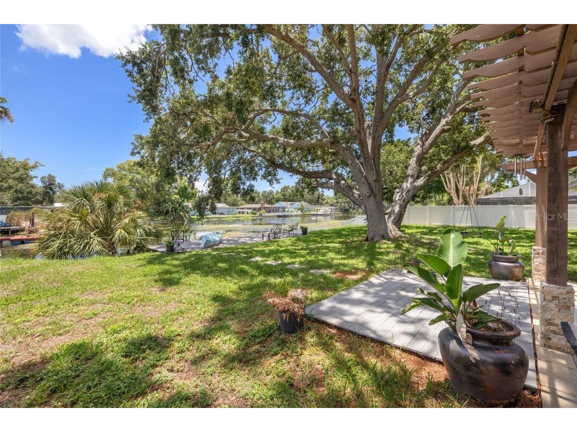 10730 52nd Avenue N Saint Petersburg FL 33708 TB8396592 image33