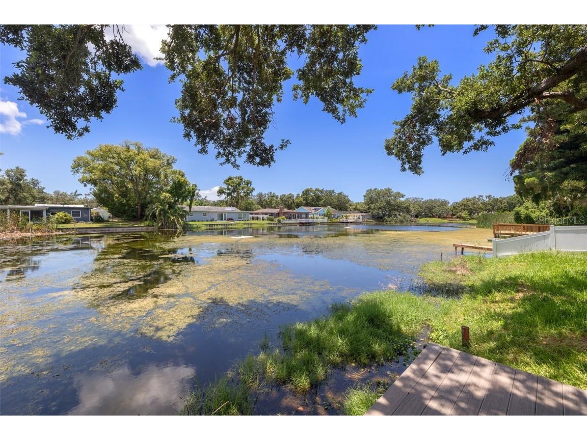 10730 52nd Avenue N Saint Petersburg FL 33708 TB8396592 image35