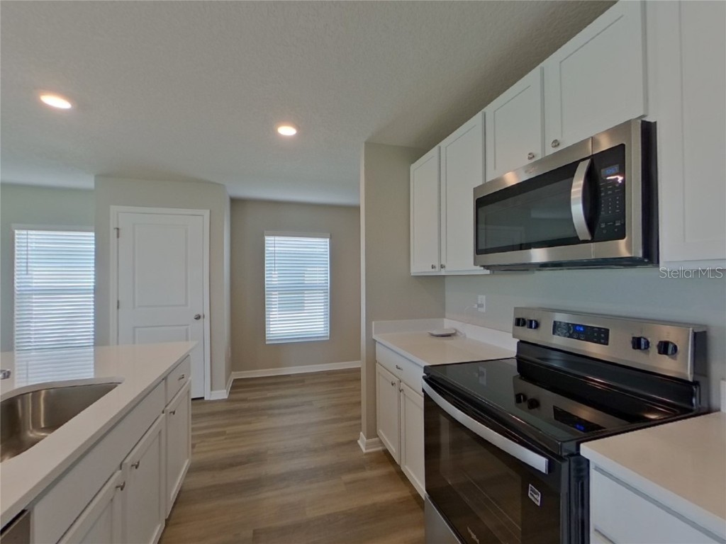 10734 Hidden Banks Glen Parrish FL 34219 A4666178 image3