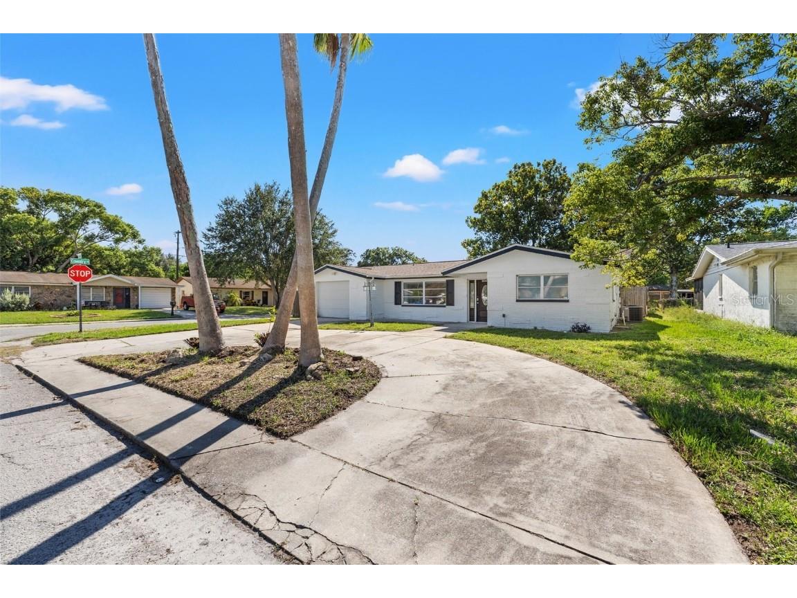 10735 Gawain Road Port Richey FL 34668 U8212552 image1
