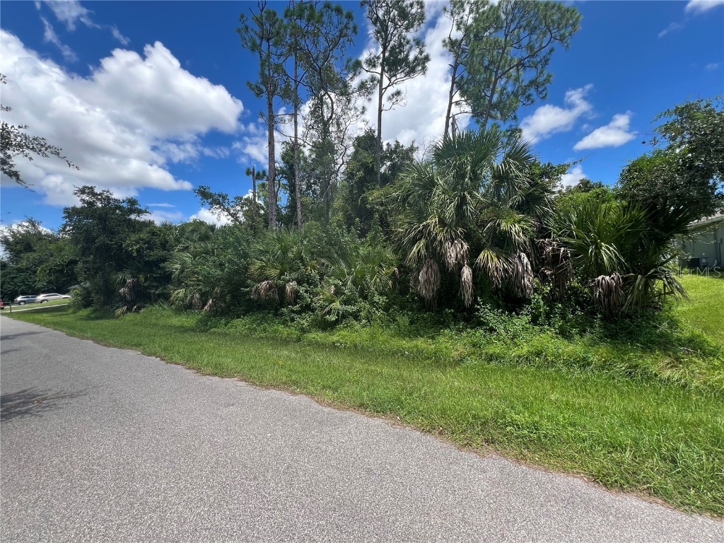 1074 Bristol Street Port Charlotte FL 33952 C7497682 image1