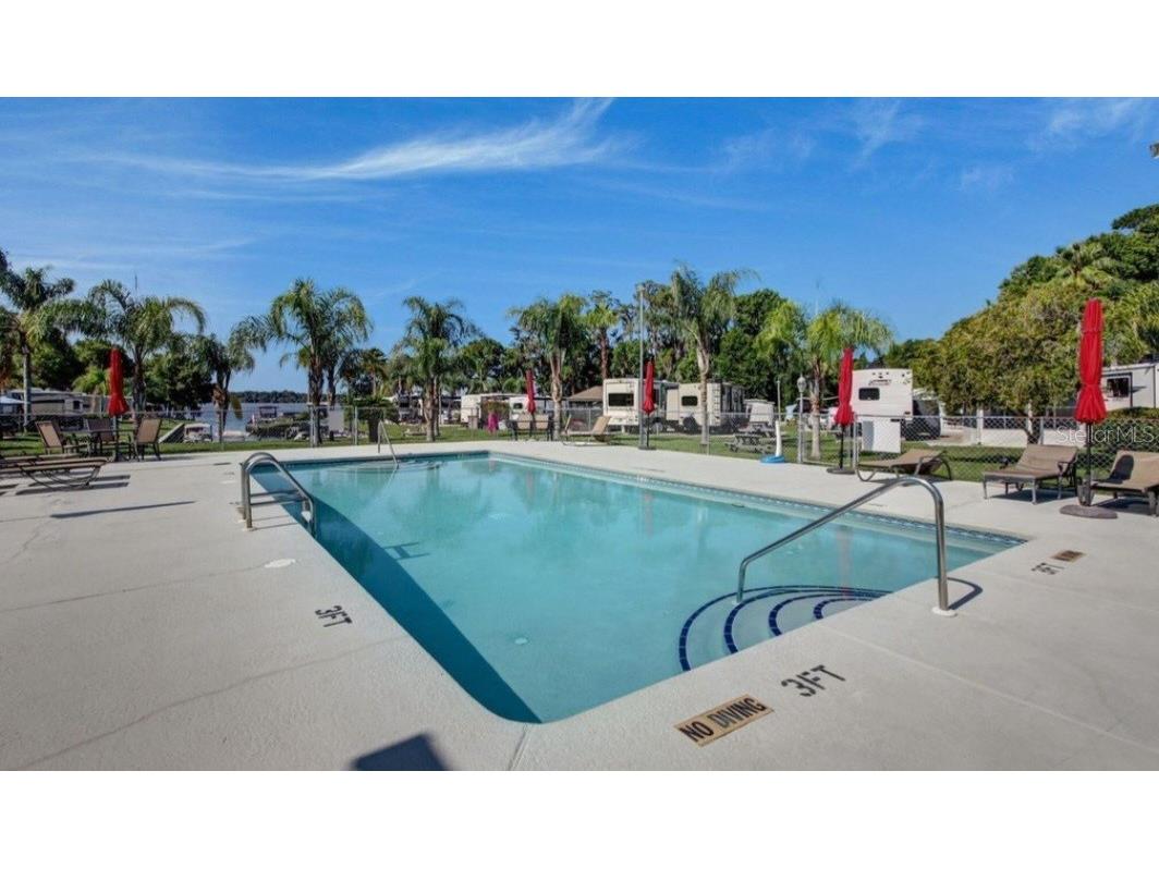 1074 Front Street #51 Welaka FL 32193 G5103756 image5