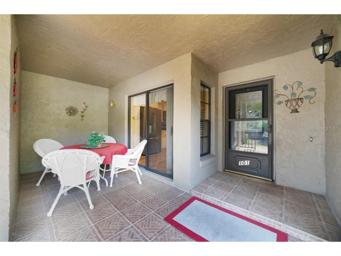 1074 Kensington Park Court #101 Altamonte Springs FL 32714 O6311546 image1