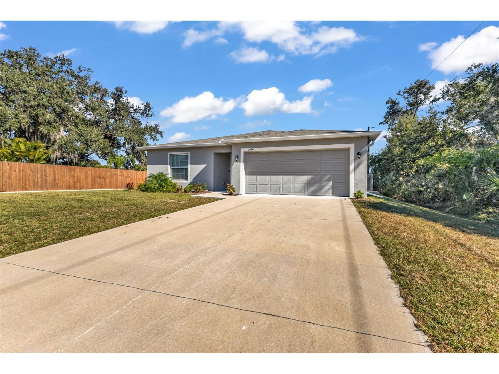 1074 Marcus Street Port Charlotte FL 33952 C7522298 image3