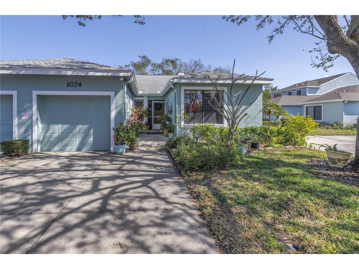 1074 Sanabel Court NE Saint Petersburg FL 33702 TB8350832 image1