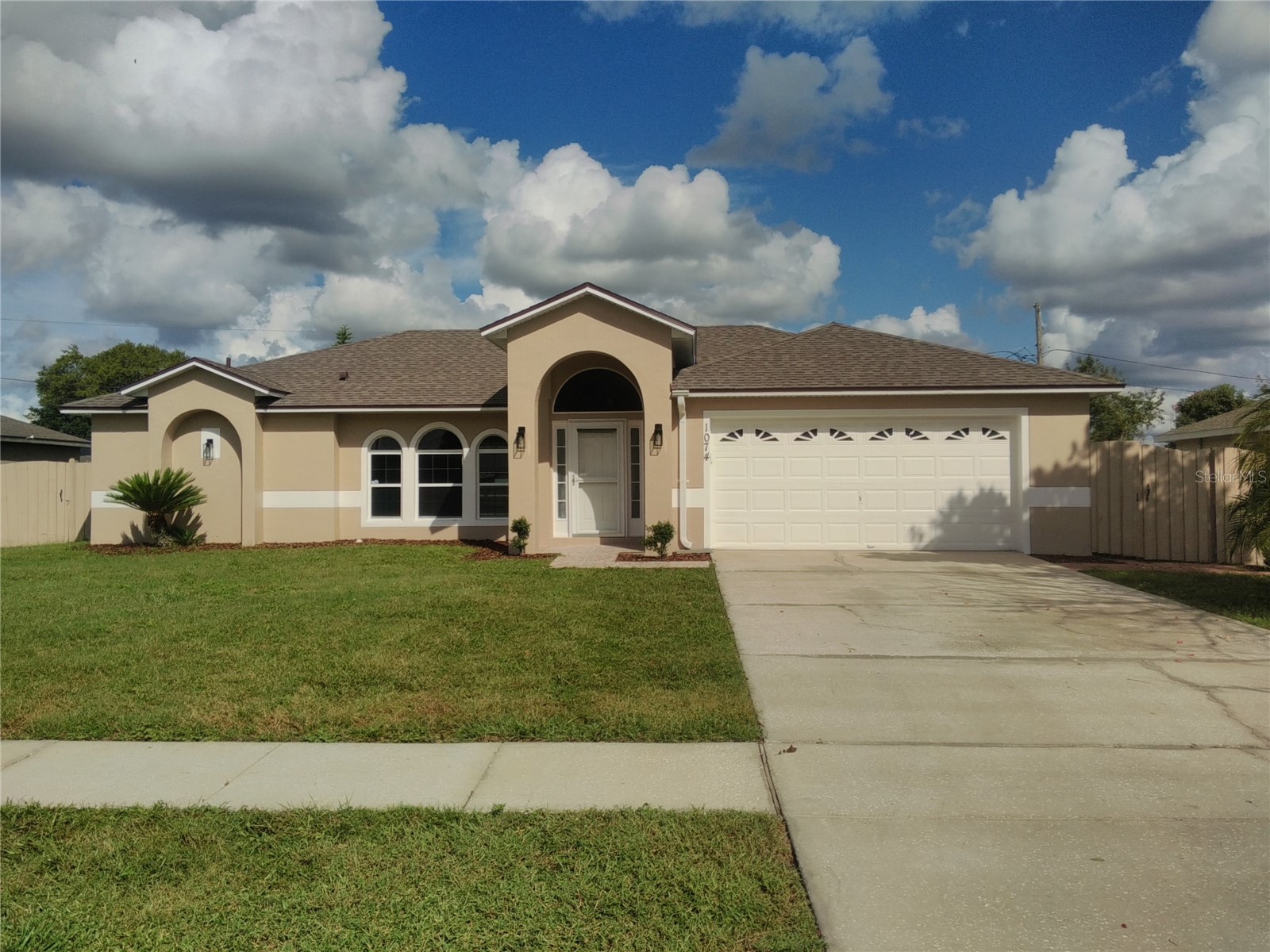 1074 Wilmington Drive Deltona FL 32725 V4945602 image1