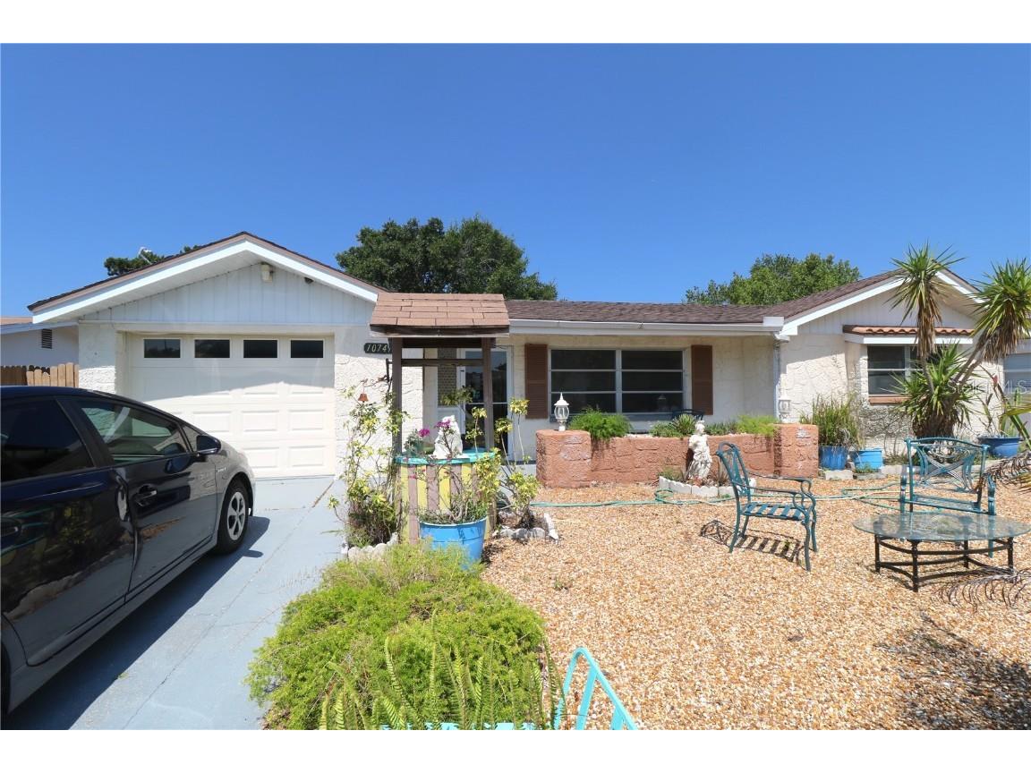 10741 Kingsbridge Road Port Richey FL 34668 W7854389 image1