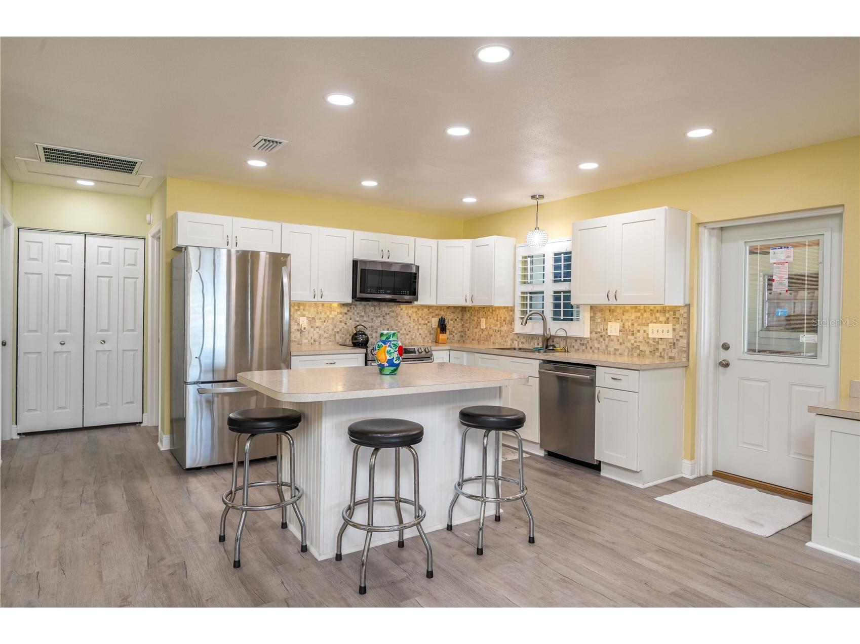 10742 W Beach Parkway Lake Wales FL 33898 - LAKE ROSALIE P4938687 image14