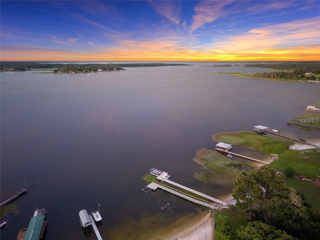 10745 SE Sunset Harbor Road Summerfield FL 34491 - LAKE WEIR OM707627 image1