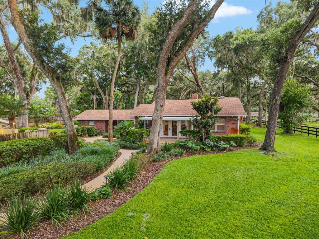 10745 SE Sunset Harbor Road Summerfield FL 34491 - LAKE WEIR OM707627 image20