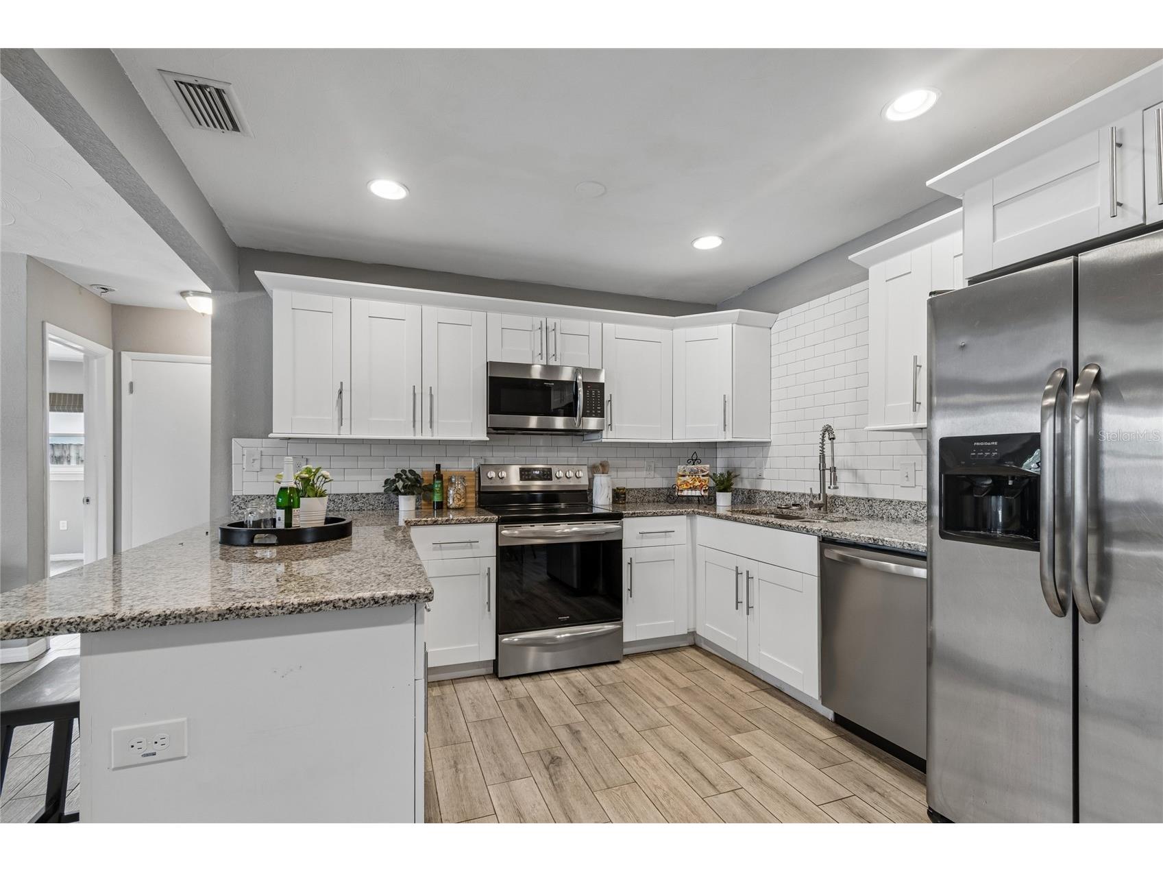 10746 109th Street Seminole FL 33778 TB8521757 image12