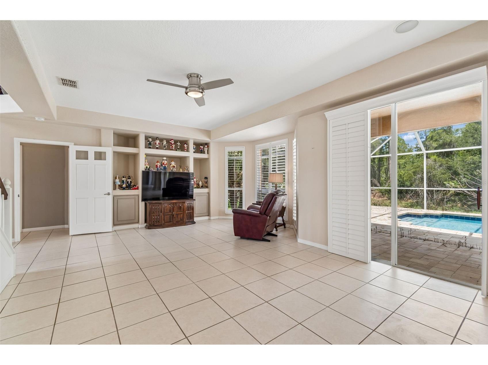 10746 Cory Lake Drive Tampa FL 33647 TB8523599 image18