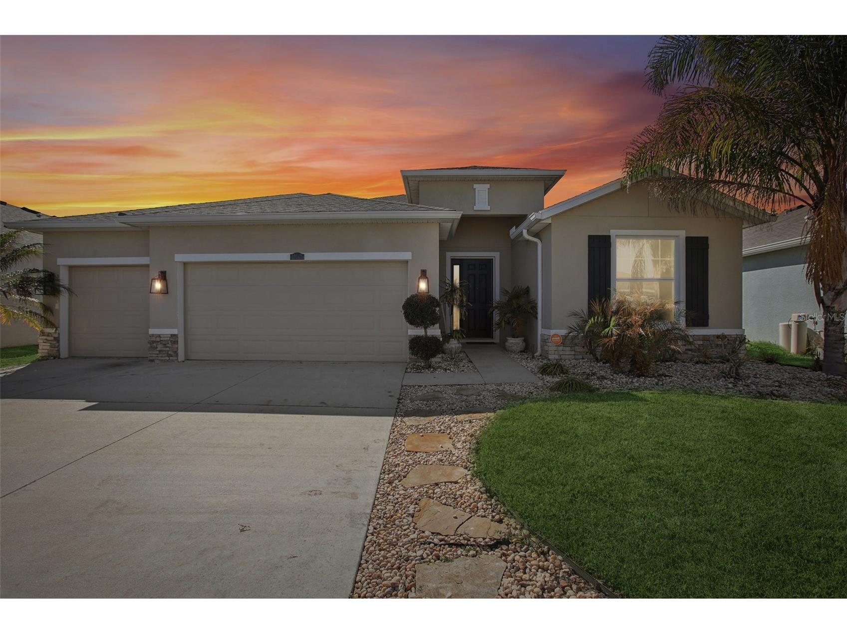 10747 Laxer Cay Loop San Antonio FL 33576 O6379219 image1