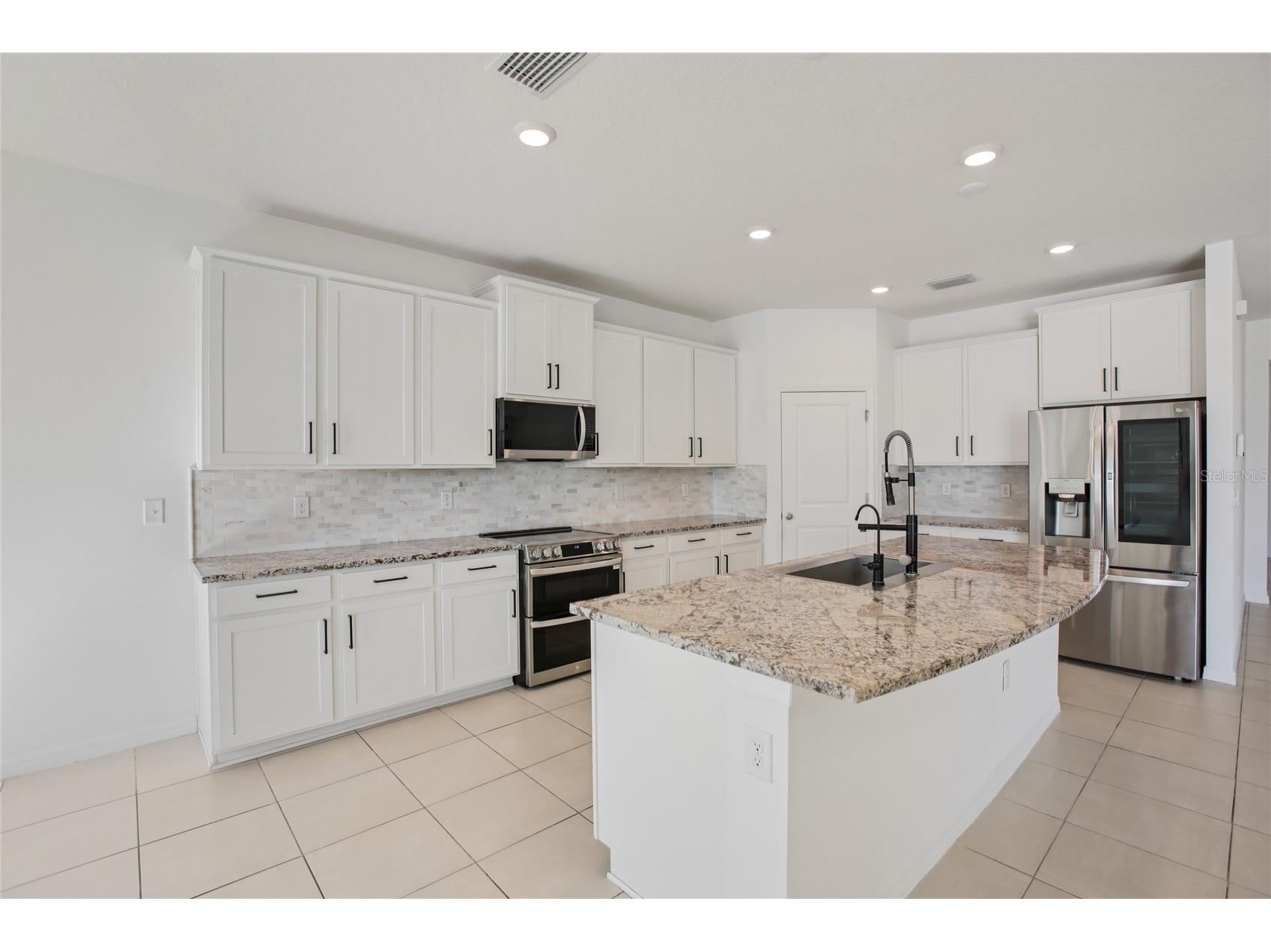 10747 Laxer Cay Loop San Antonio FL 33576 TB8492974 image15