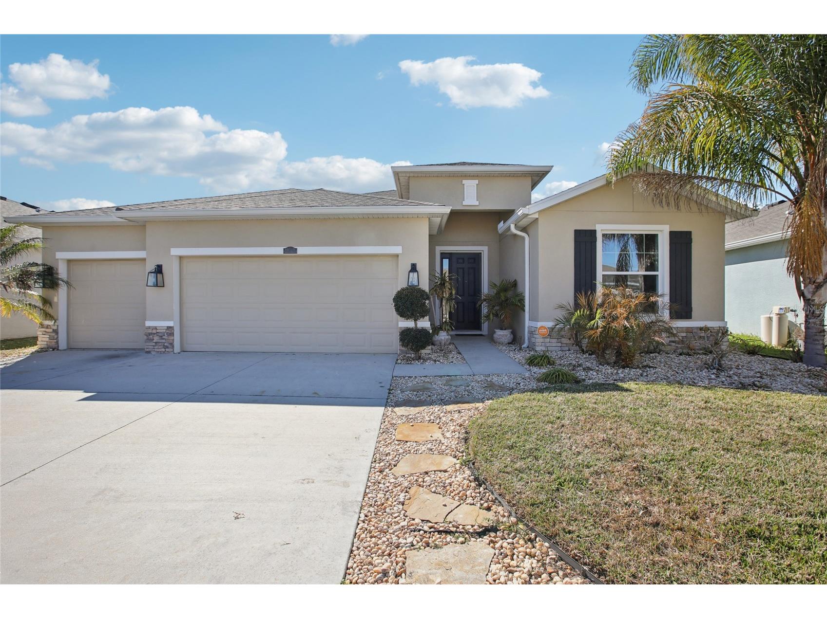 10747 Laxer Cay Loop San Antonio FL 33576 TB8492974 image2