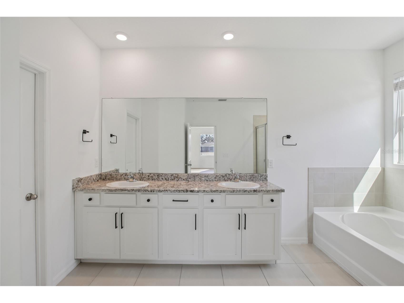 10747 Laxer Cay Loop San Antonio FL 33576 TB8492974 image35