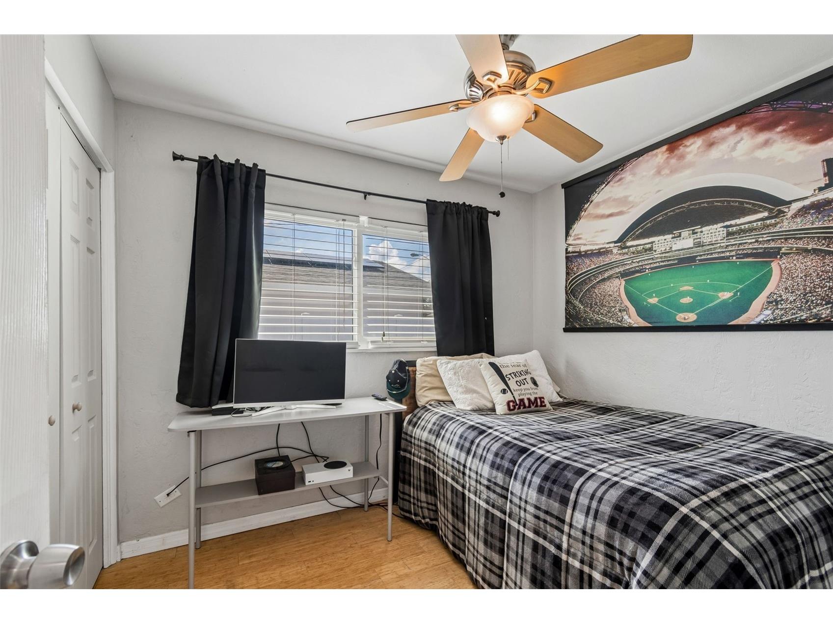 10748 Village Green Ave Seminole FL 33772 TB8526758 image25