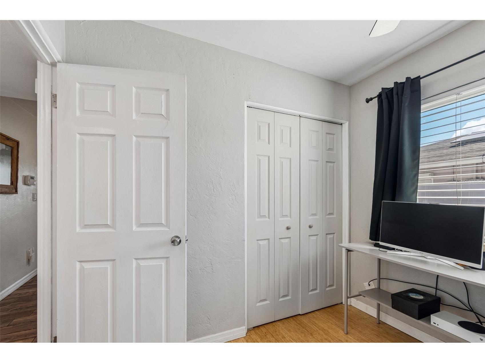 10748 Village Green Ave Seminole FL 33772 TB8526758 image26