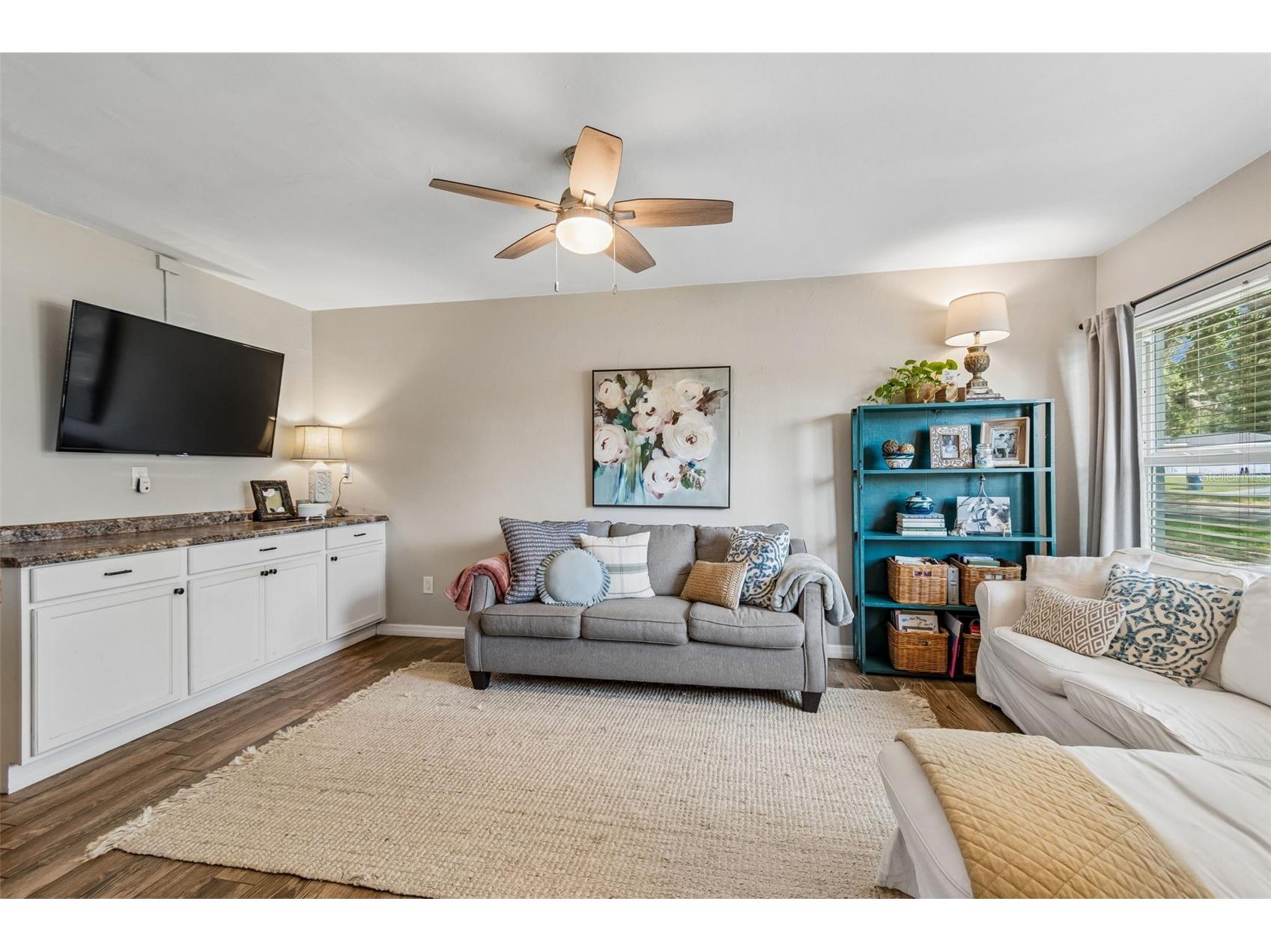 10748 Village Green Ave Seminole FL 33772 TB8526758 image8