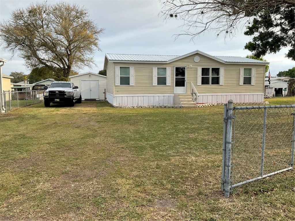 1075 23rd Street Okeechobee FL 34974 - LAKE OKEECHOBEE OK223783 image1