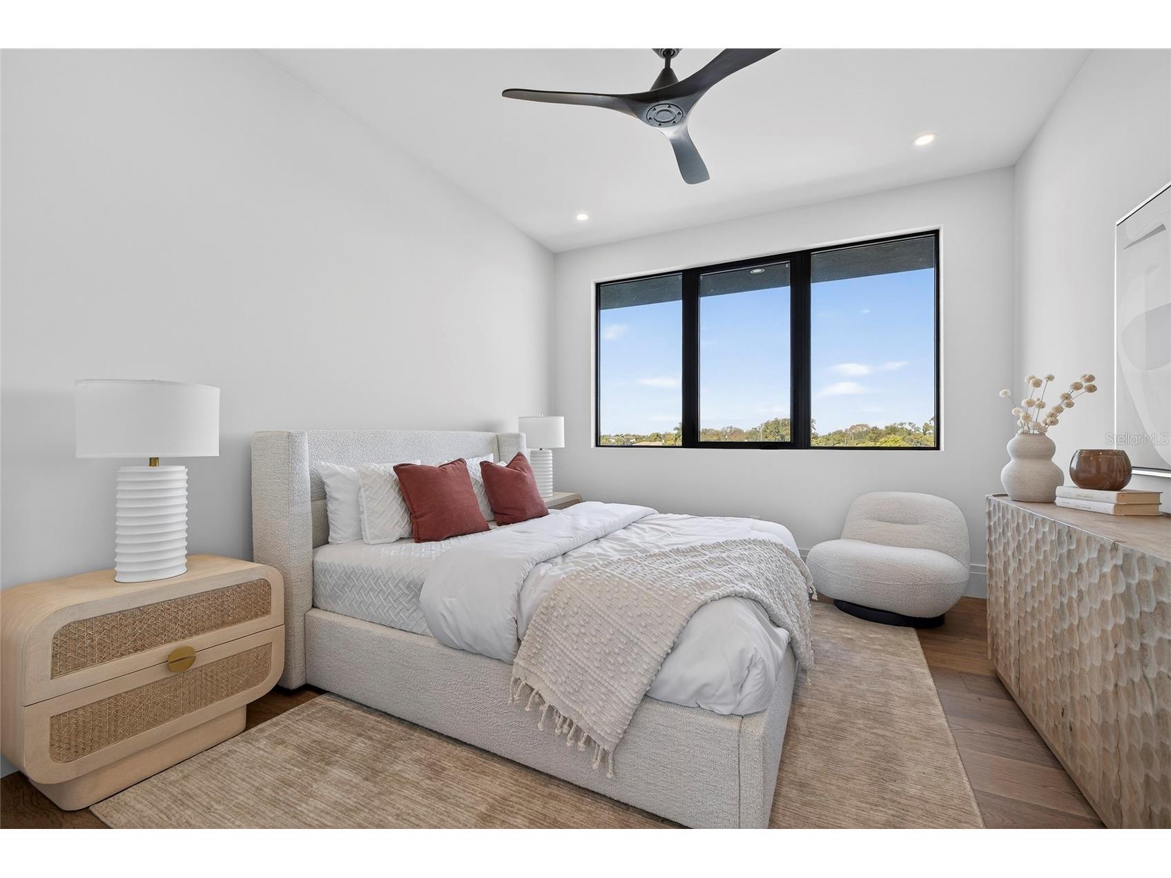 1075 31st Terrace NE Saint Petersburg FL 33704 - SMACKS BAYOU TB8460811 image23