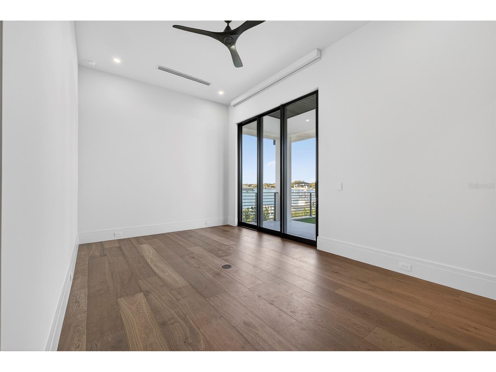 1075 31st Terrace NE Saint Petersburg FL 33704 - SMACKS BAYOU TB8460811 image29