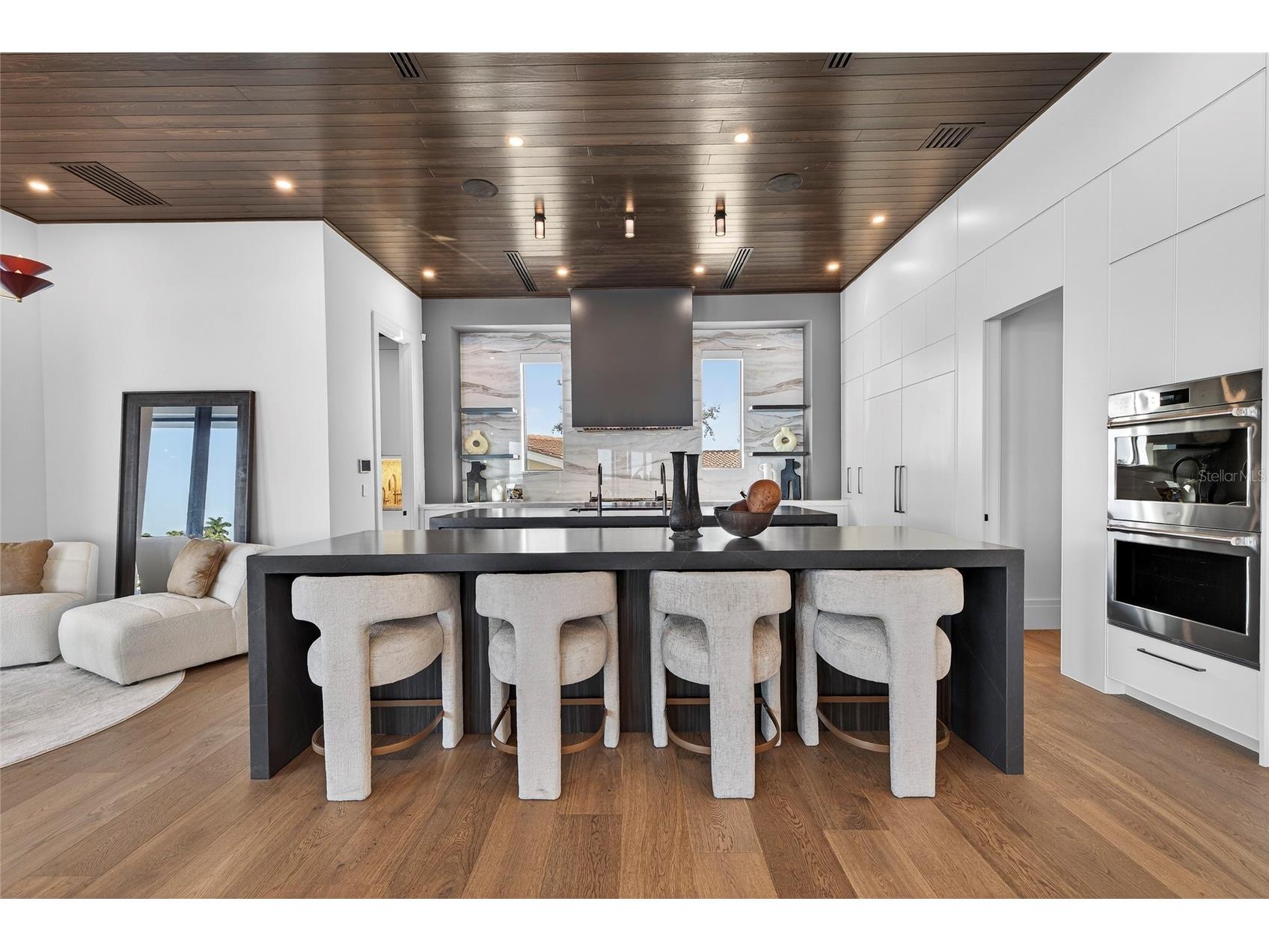 1075 31st Terrace NE Saint Petersburg FL 33704 - SMACKS BAYOU TB8460811 image5