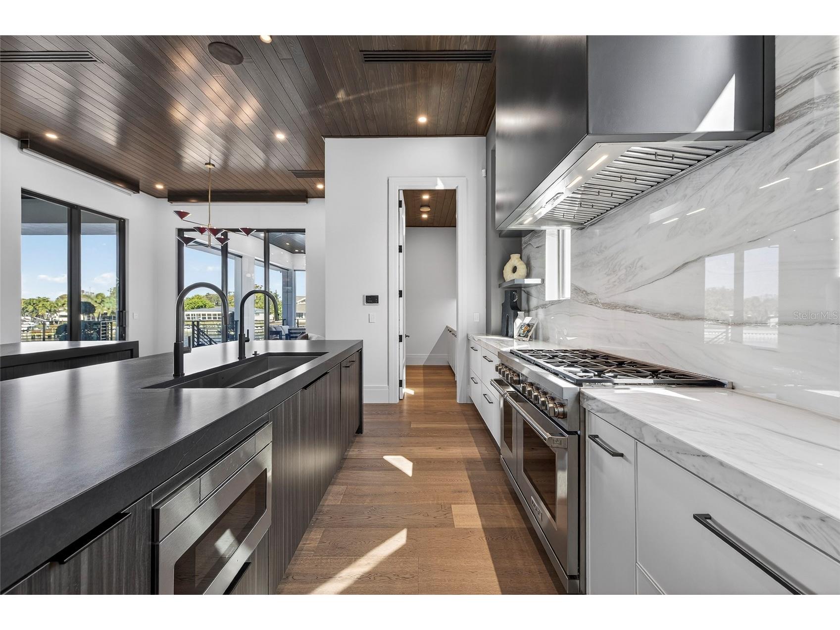 1075 31st Terrace NE Saint Petersburg FL 33704 - SMACKS BAYOU TB8460811 image6