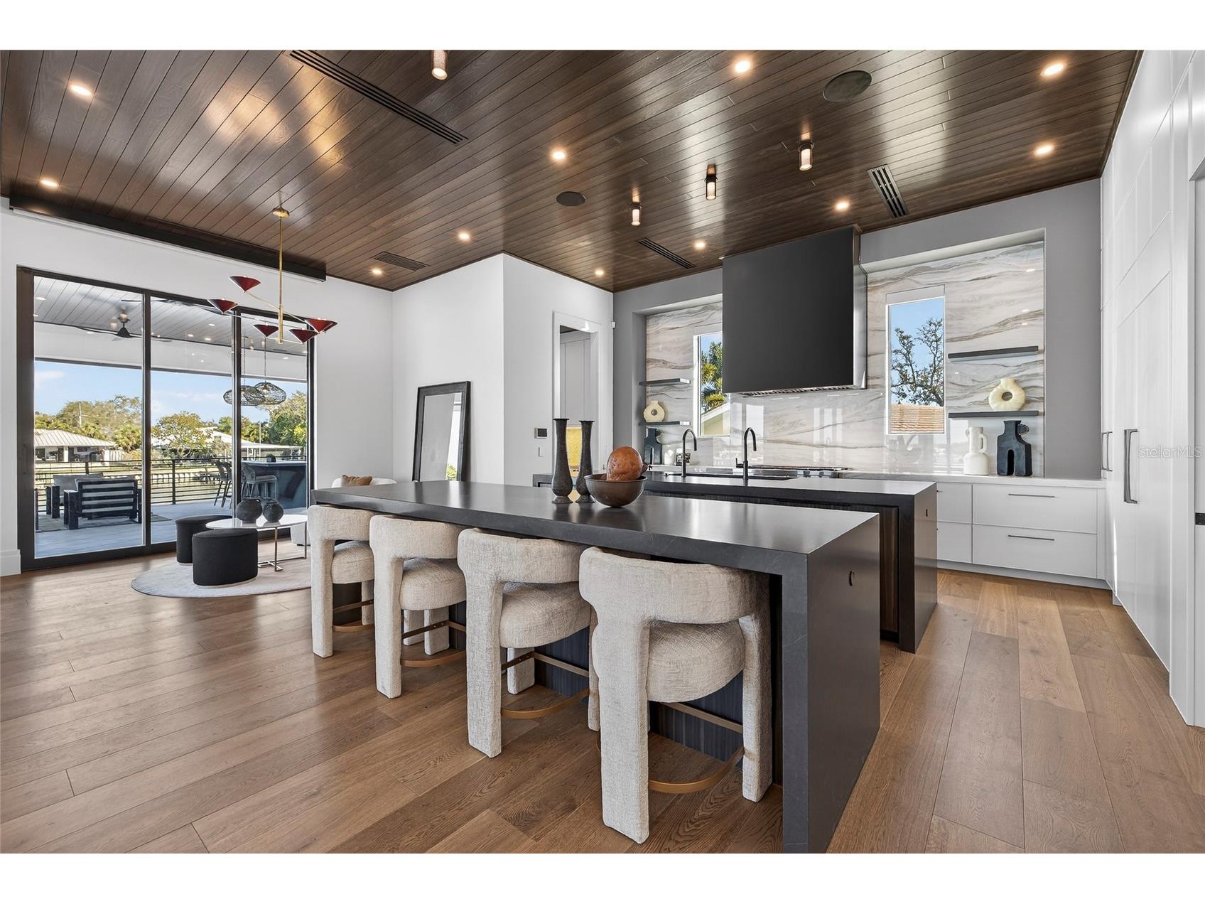 1075 31st Terrace NE Saint Petersburg FL 33704 - SMACKS BAYOU TB8460811 image7