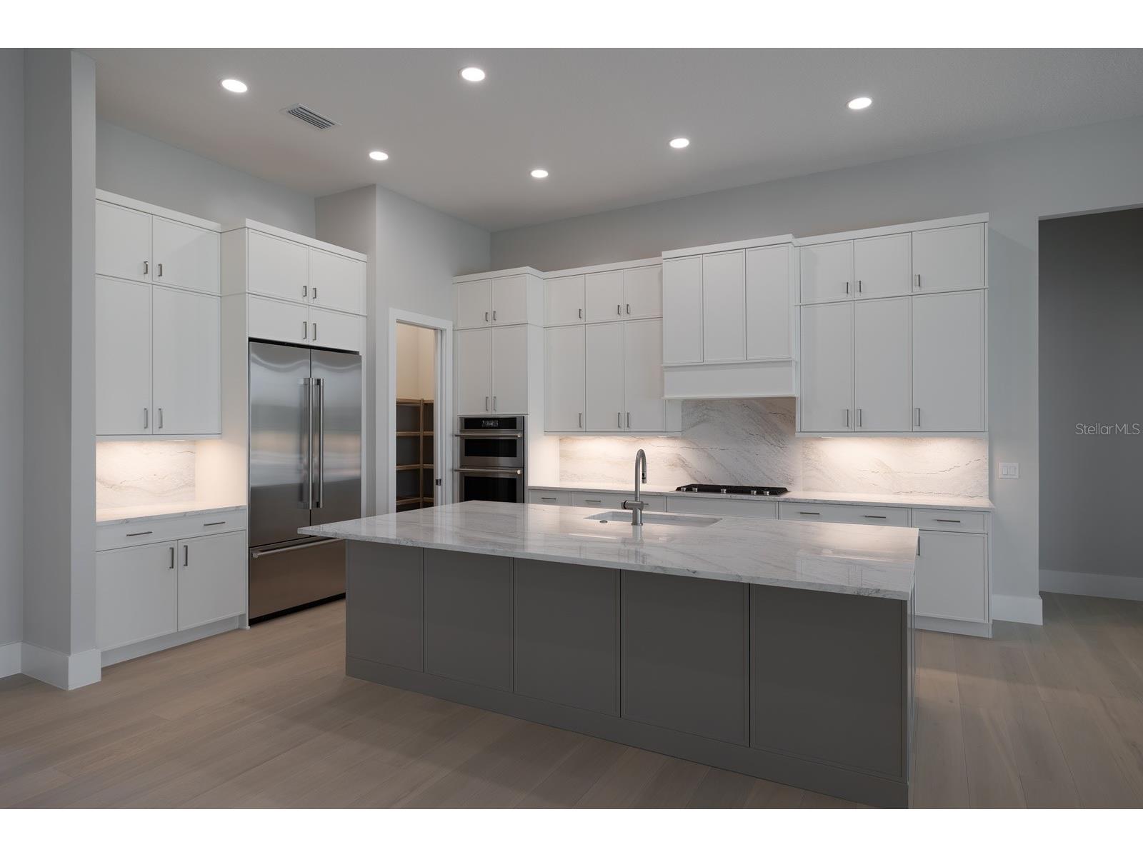 1075 Blue Shell Loop Sarasota FL 34240 A4690603 image2