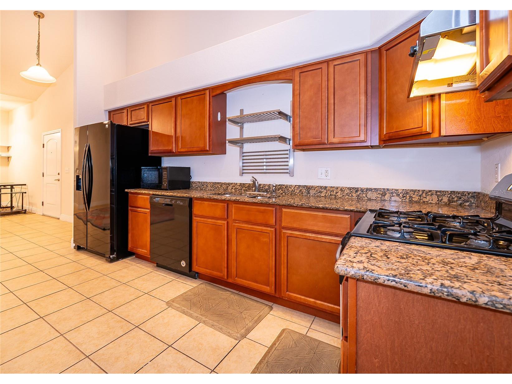 1075 David Walker Drive #C-1 Tavares FL 32778 O6400906 image11